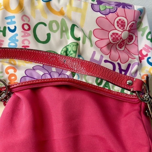 Coach Poppy Daisy Floral Graffiti Shoulder Bag Y2K - Picture 8 of 10